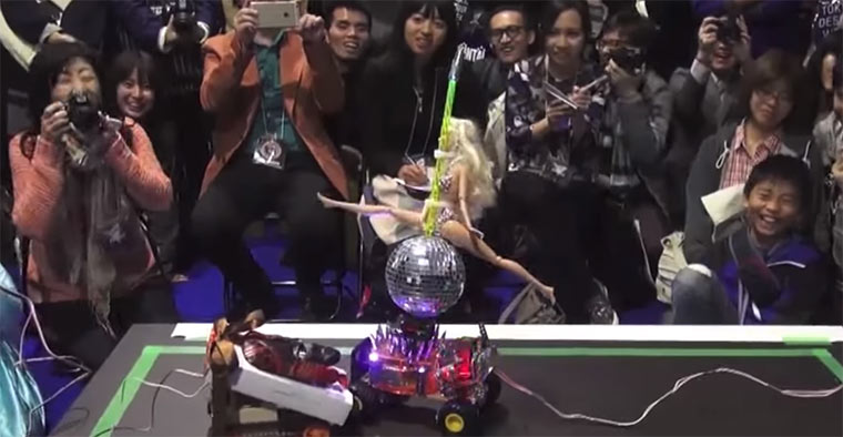 Neue Crappy Robot Fights Hebocon-2015 