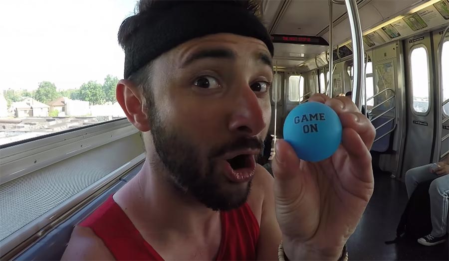 Ping Pong Trick Shot Video Parodie golden-moustache-ping-pong-trick-shots-parody 