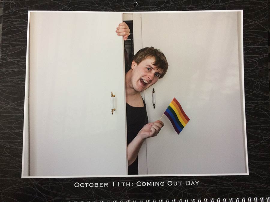 Bruder erhält grandiosen personalisierten Wandkalender personalized-calendar-2017_05 