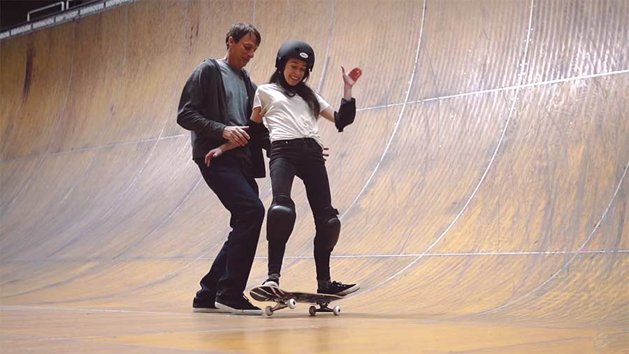 Von Tony Hawk lernen, wie man einen Ollie macht How-to-ollie-with-tony-hawk 