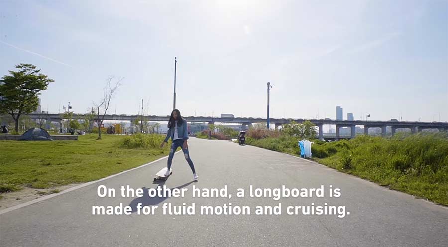 Hyojoo Ko tanzt auf dem Longboard