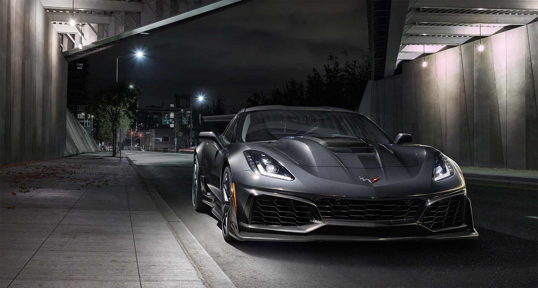 2019 Chevy Corvette ZR1 2019-Chevy-Corvette-ZR1_03 