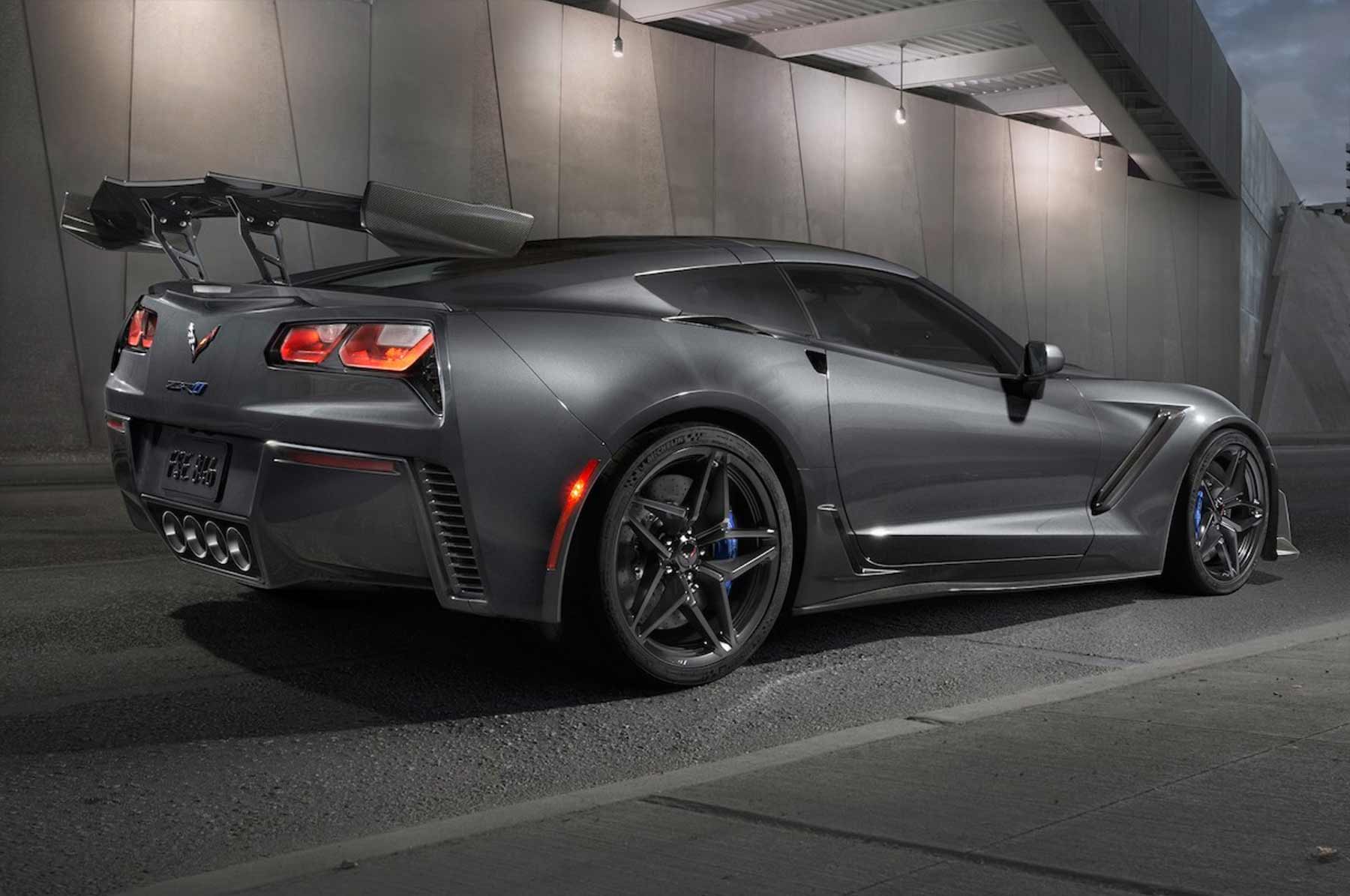 2019 Chevy Corvette ZR1 2019-Chevy-Corvette-ZR1_08 