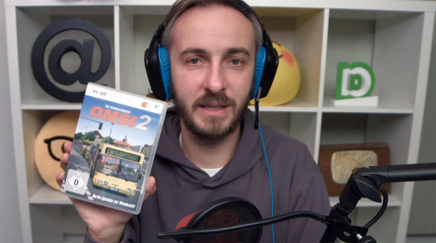 Jan Böhmermann spielt den Omnibussimulator 2