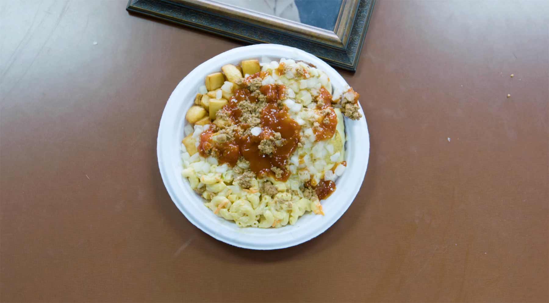 Die berühmt-berüchtigte "Garbage Plate" garbage-plate 