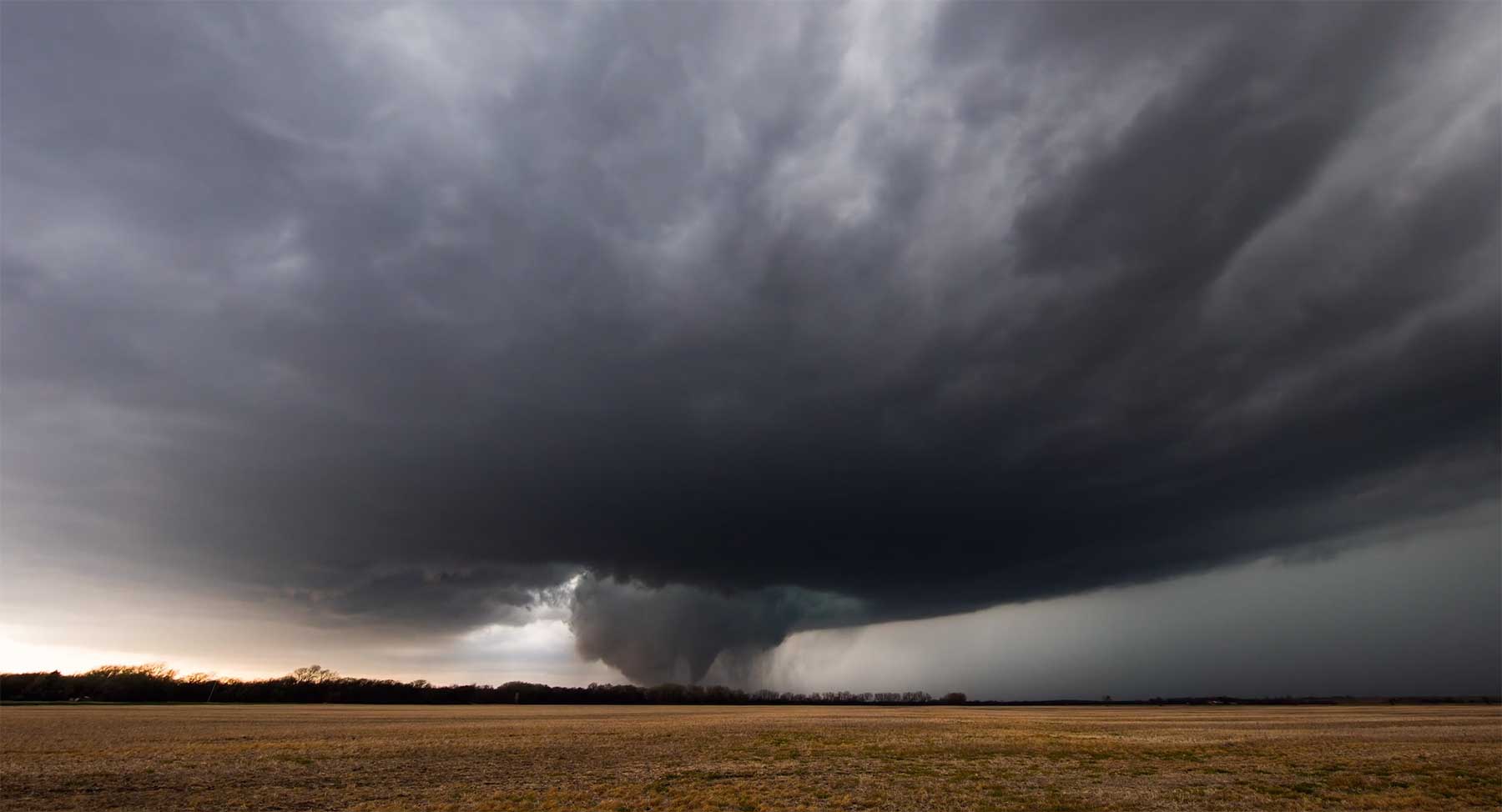 Das Leben eines Tornados im Zeitraffer the-tescott-tornado 