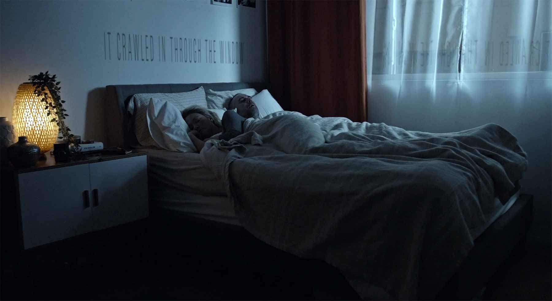 Horror-Kurzfilm: „It Crawled In Through The Window“