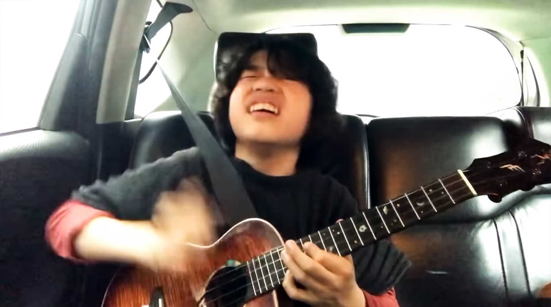 Feng E covert Sias "Chandelier" auf der Ukulele sia-chandelier-ukulele-cover 