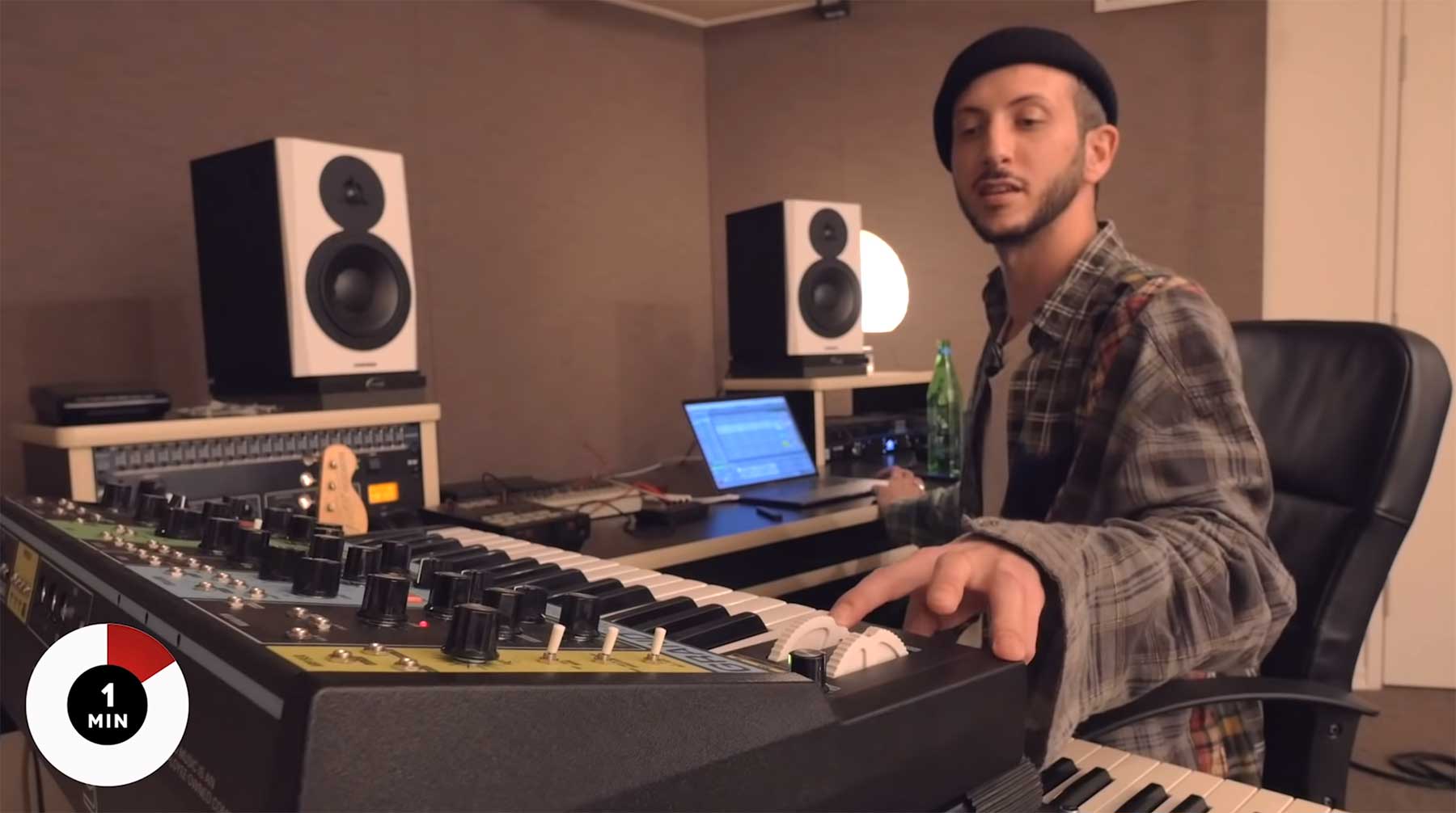 Shlohmo versucht, in 10 Minuten einen Beat zu basteln shlohmo-against-the-clock-beat 