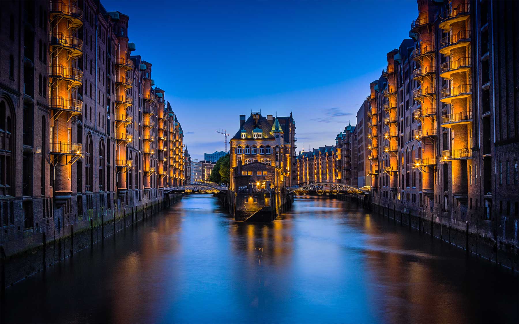 Ist Hamburg die beste Stadt Deutschlands? Hamburg-speicherstadt 