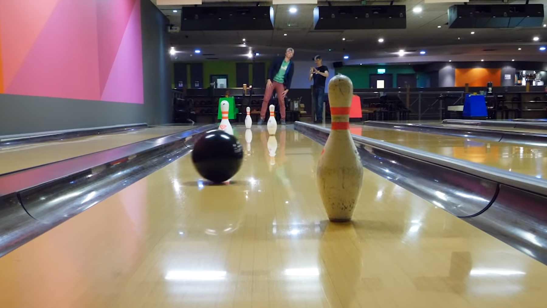 Ferngesteuerte Bowlingkugel bowlingkugel-steuern 