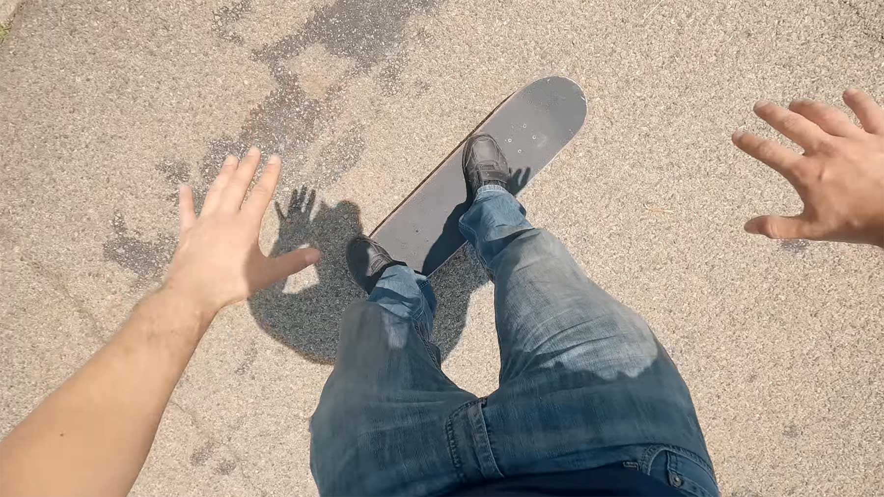 Buttered Side Down lernt Skateboarden