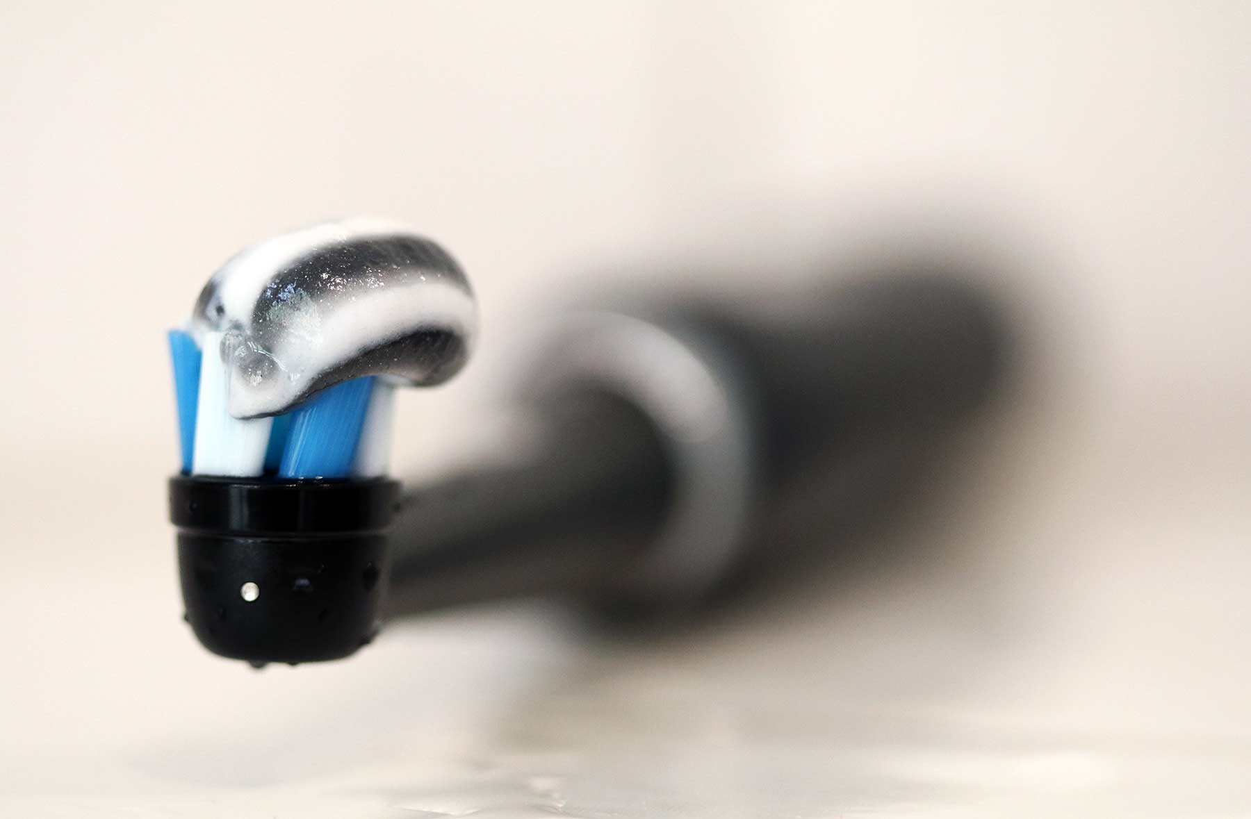 Testbericht: Oral-B iO Series 9 - elektrische Zahnbürste mit Magnettechnologie Oral-B_iO-Zahnbuerste-Testbericht_12 