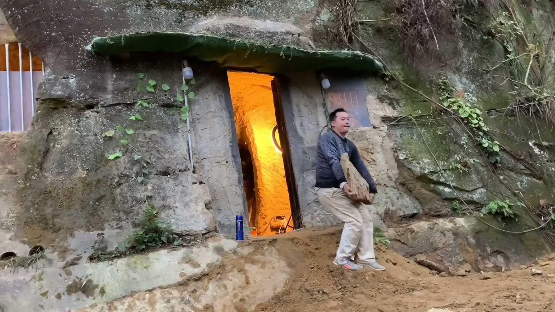 Einfach ein Loch in einen Berg schlagen und drin wohnen Wohnung-in-berg-gekloppt 