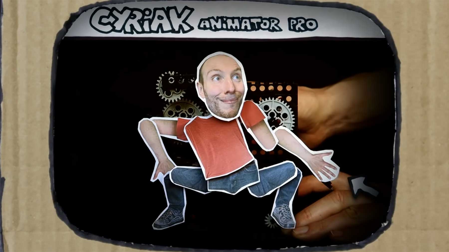 Cyriak hat eine eigene Animations-Software aus Pappe gemacht