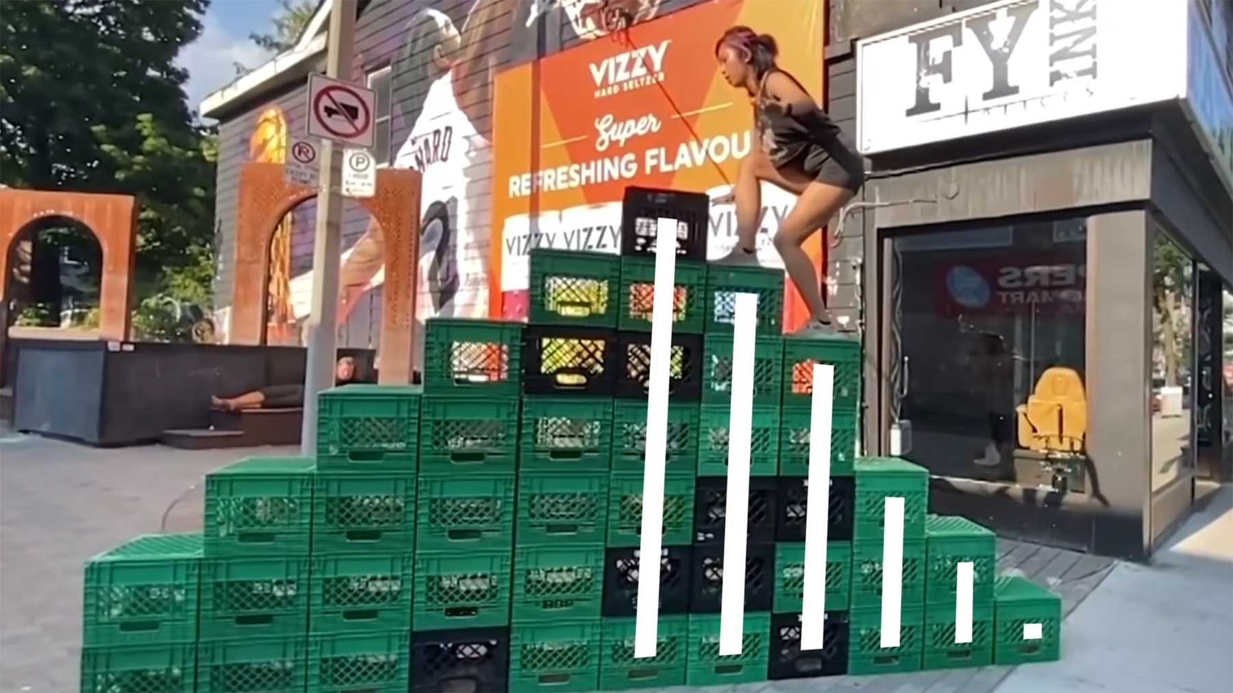 Die "Milk Crate Challenge" physikalisch betrachtet milk-crate-challenge 