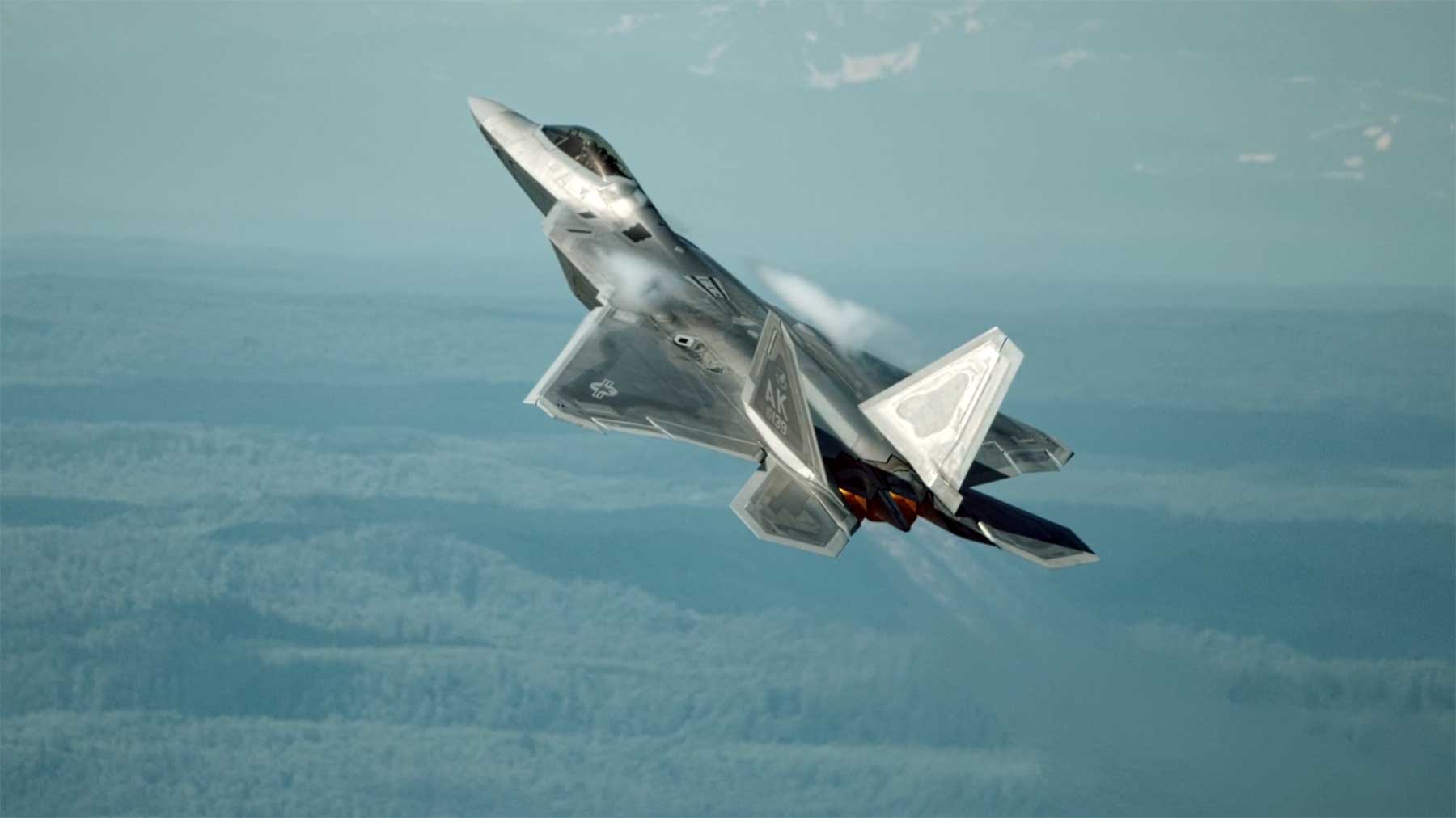 Super-Zeitlupen-Aufnahmen eines Kampfjets Phantom-of-the-Raptor-slowmotion-jetaufnahmen 