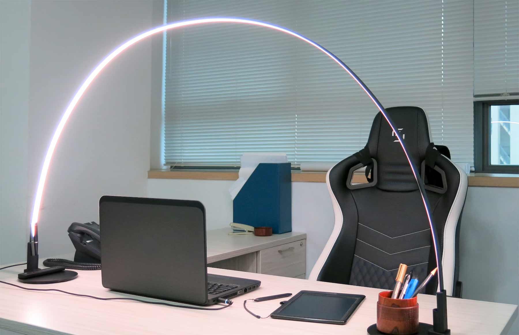 ArchFlex LED-Schreibtischlampe