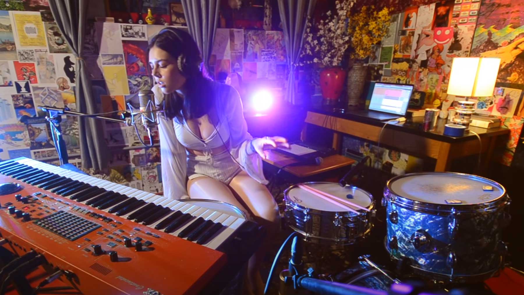 Live-Looping-Session: Elise Trouw – „How to Get What You Want“