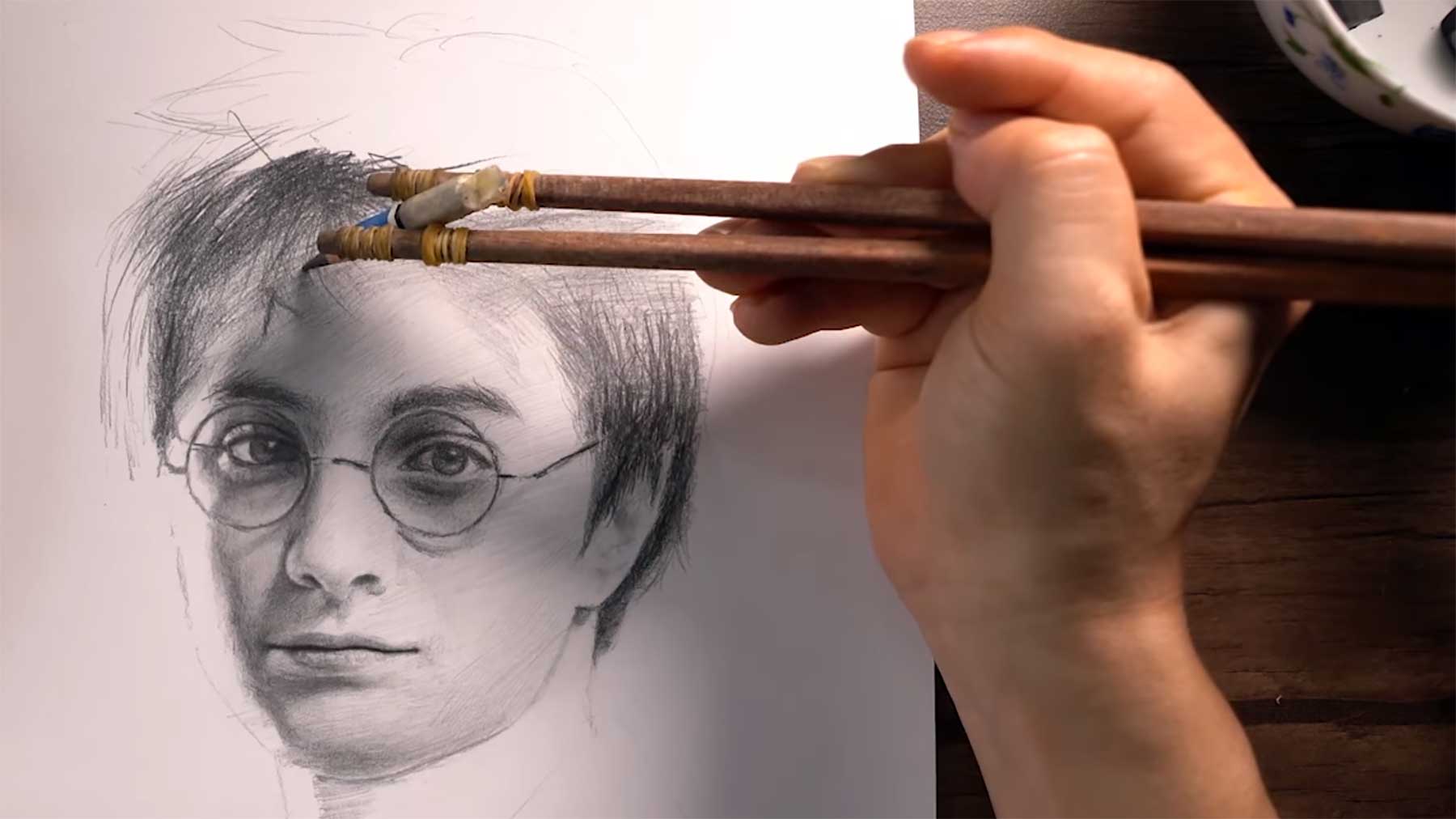 Harry Potter mit Essstäbchen zeichnen