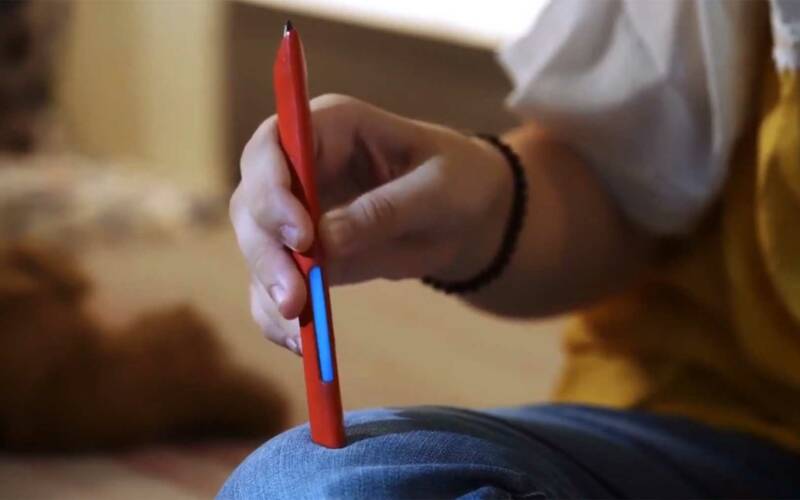 Quill ist ein Stylus-Stift, der Farben echter Gegenstände scannt