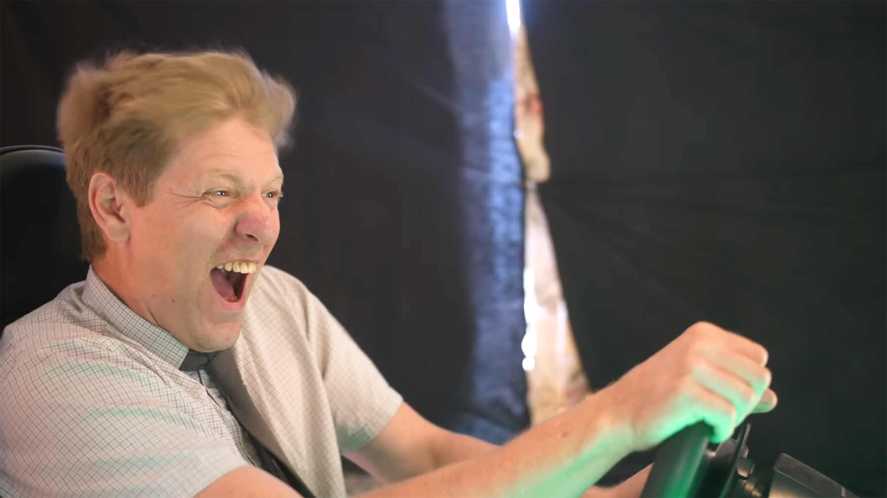 Colin Furze hat ein 4D-Gaming-Setup gebaut 4d-gaming-setup-colin-furze 