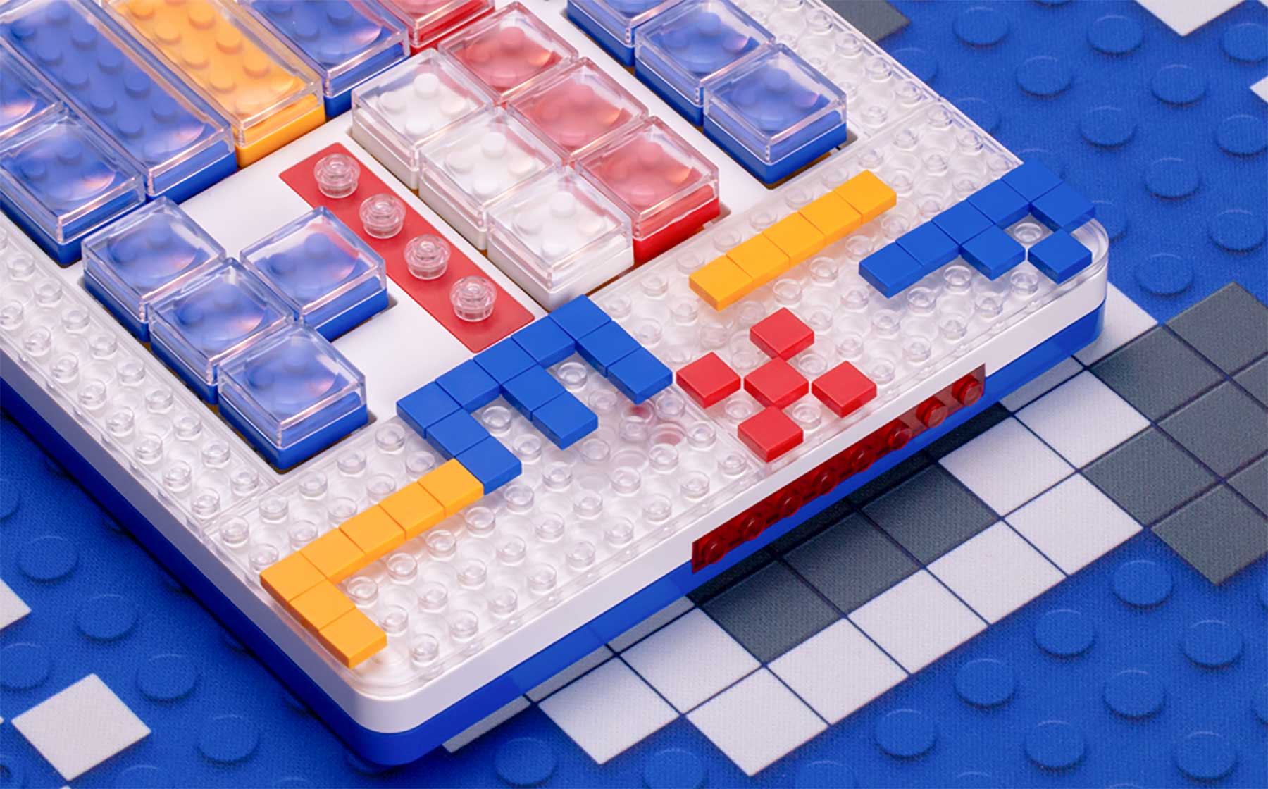 Mechanische Tastatur mit LEGO-Oberfläche pixel-lego-tastatur 
