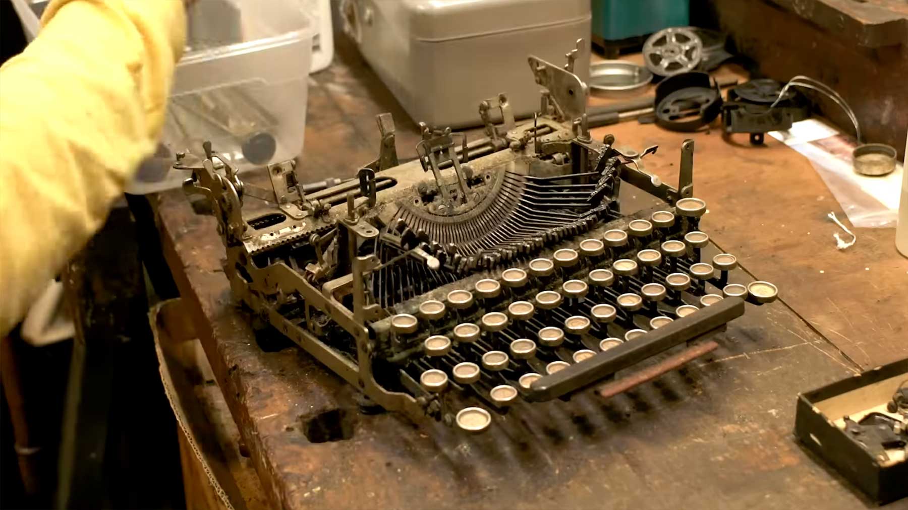 Restauration einer alten Schreibmaschine aus den 30er Jahren
