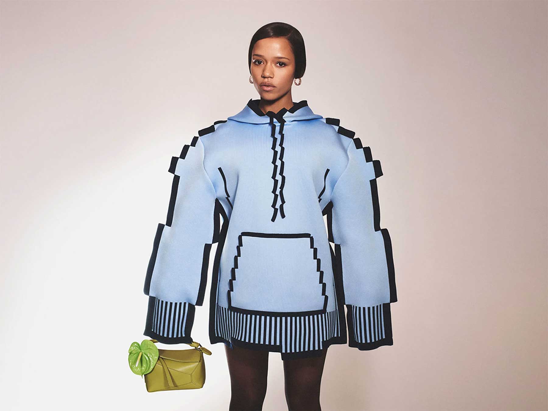 Pixel-Kleidung von LOEWE LOEWE-Screen-Time-pixel-fashion-look 