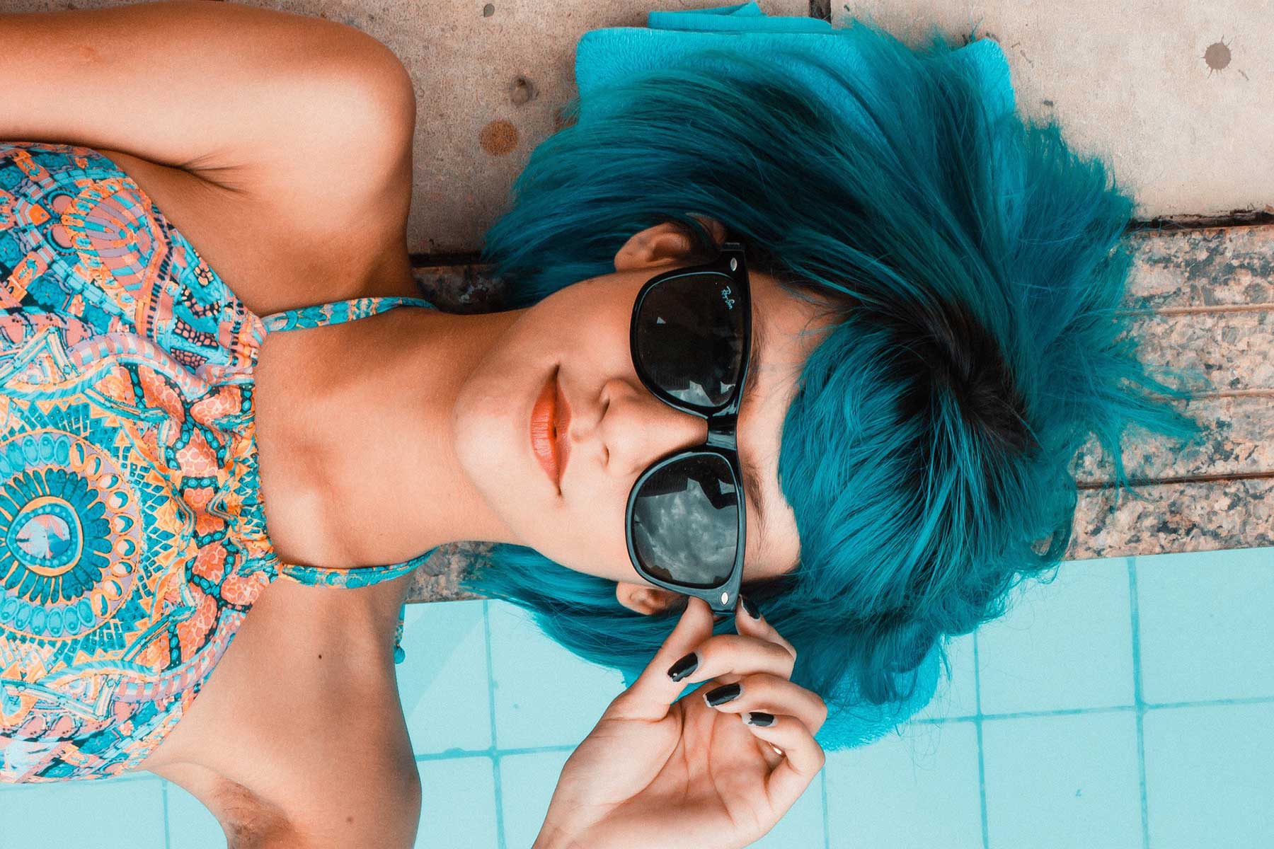 Fashion Comeback – so stylt ihr den Look der 2000er Jahre sunglasses-2705642_danielsampaioneto_pixabay 