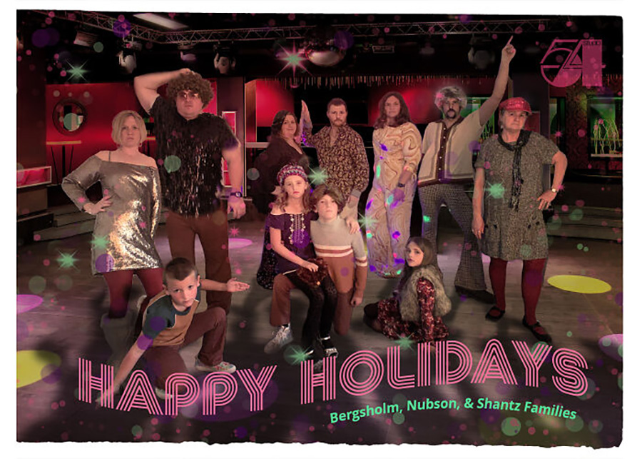 Familie macht jährlich eine lustige Weihnachtskarte Avery-Nubson-familien-weihnachtskarte_2022 