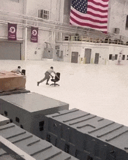 GIFparade LXIII GP63_36 