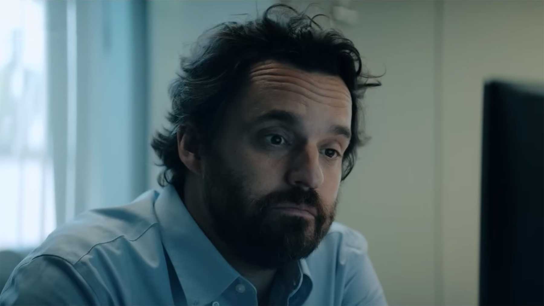 Alles zu "Self Reliance": Jake Johnson wird in seinem 1. eigenen Film gejagt Self-reliance-film-trailer 