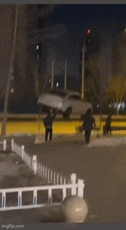 GIFparade LXVI GP66_41 