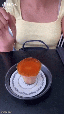 GIFparade LXVIII GP68_16 