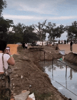 GIFparade LXVIII GP68_37 