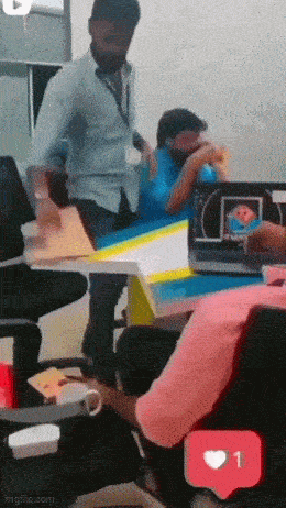 GIFparade LXXI BP71_21 