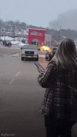 GIFparade LXXI BP71_46 