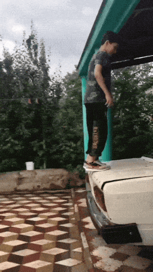 GIFparade LXXIII GP73_25 