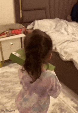 GIFparade LXXIV GP74_18 