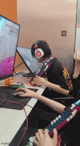 GIFparade LXXIX GP79_30 