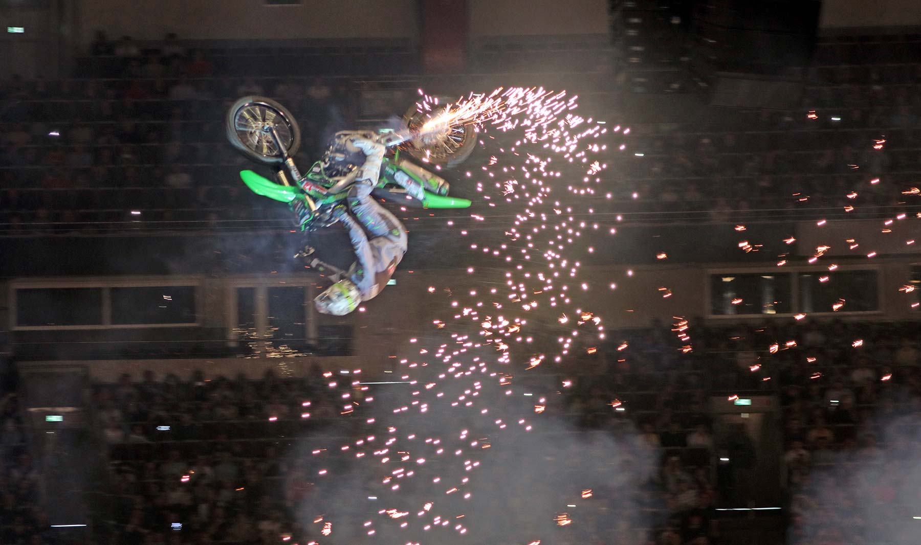 Masters of Dirt: Erfahrungsbericht & "Freestyle Showdown Tour 2025" in 6 deutschen Städten Masters-of-Dirt-2024-Dortmund-33 