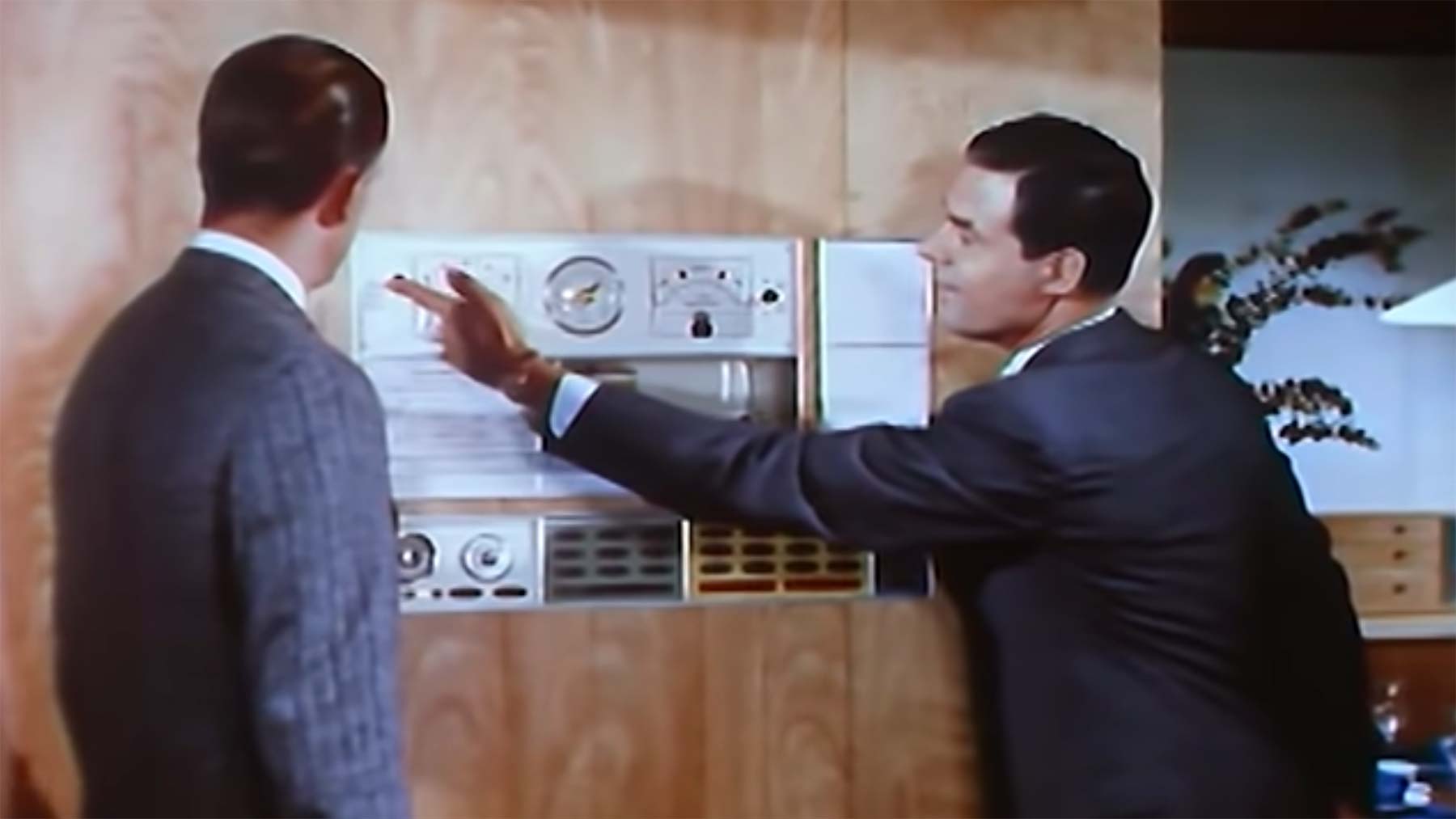 Wie man sich Mitte der 50er ein Smart Home vorgestellt hat Westinghouse-All-Electric-Home 