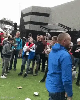 GIFparade XCIV GP94_04 