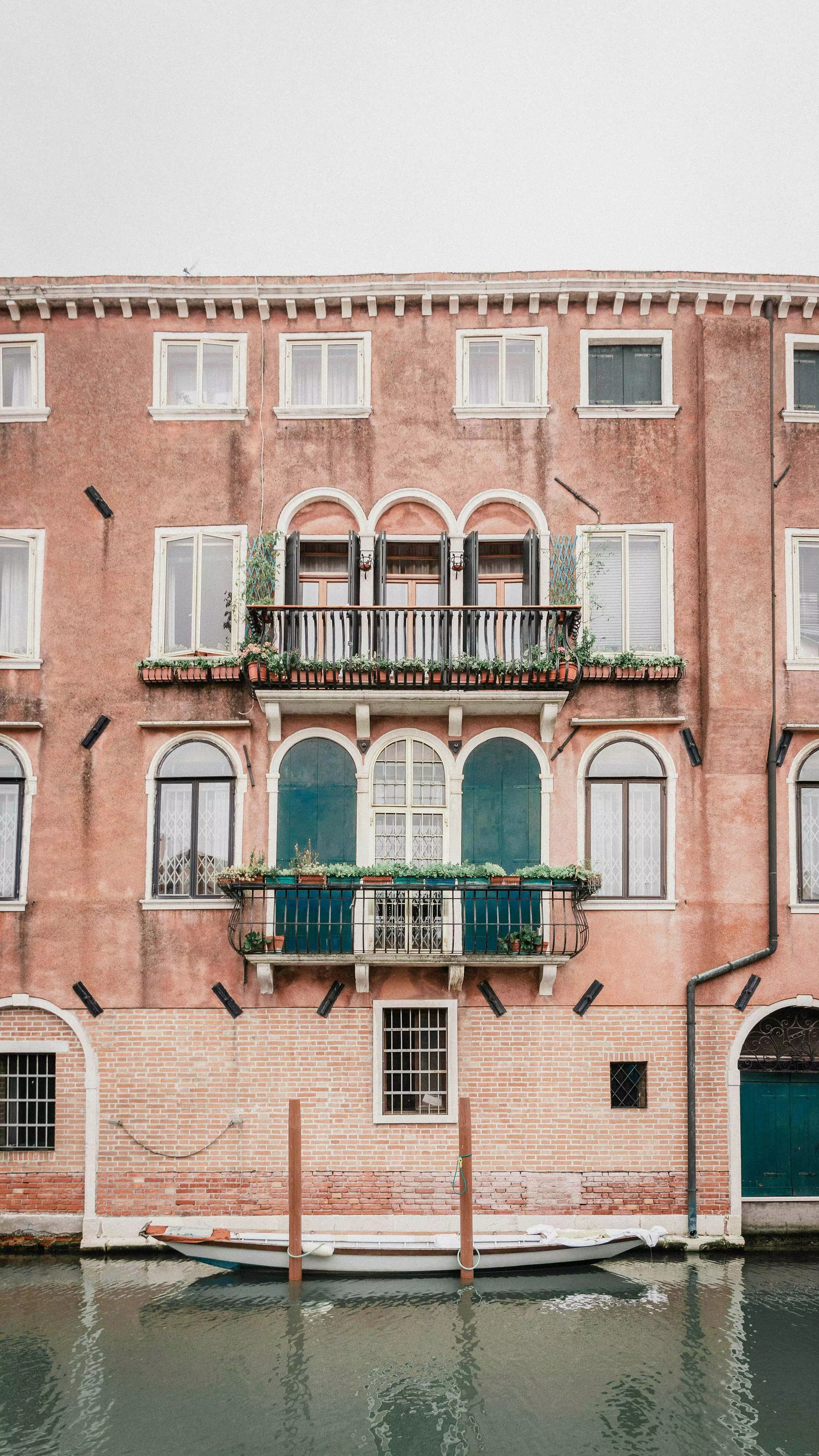 Best of Unsplash: Oktober 2024 juan-antonio-guzman-MjYYImZjfpE-unsplash 