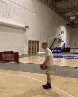 GIFparade CXIII GP113_07