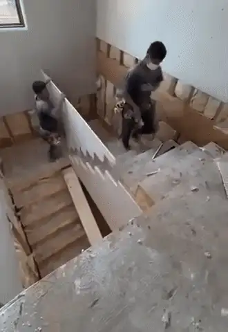 GIFparade CXXXII GP132_31 