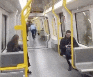 GIFparade CXXXII GP132_43 