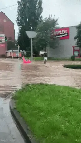 GIFparade CXLV GP145_38 