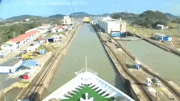 GIFparade CXLV GP145_41 